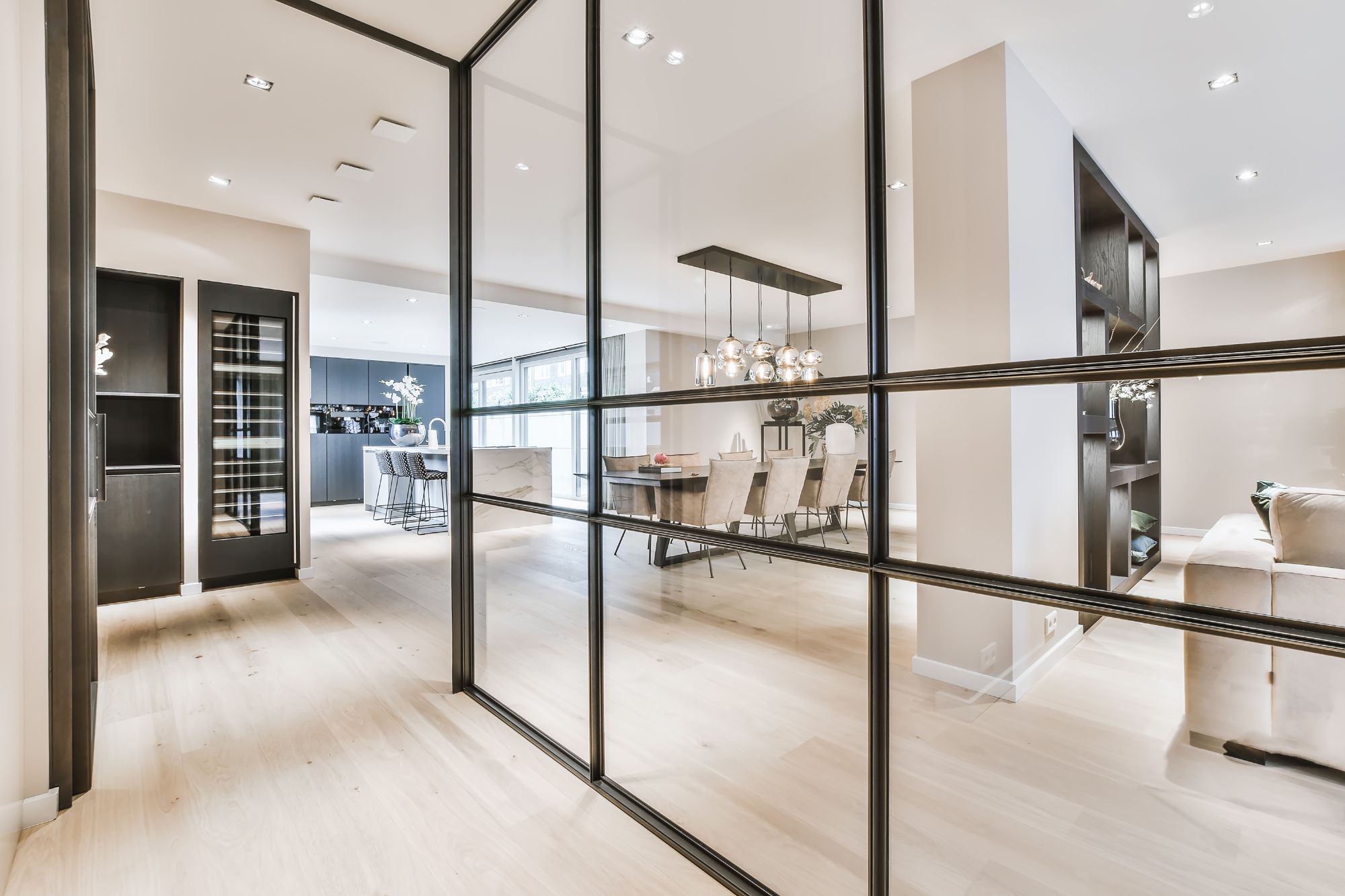 Servicio de Limpieza. CQA INMOBILIARIA en Oviedo